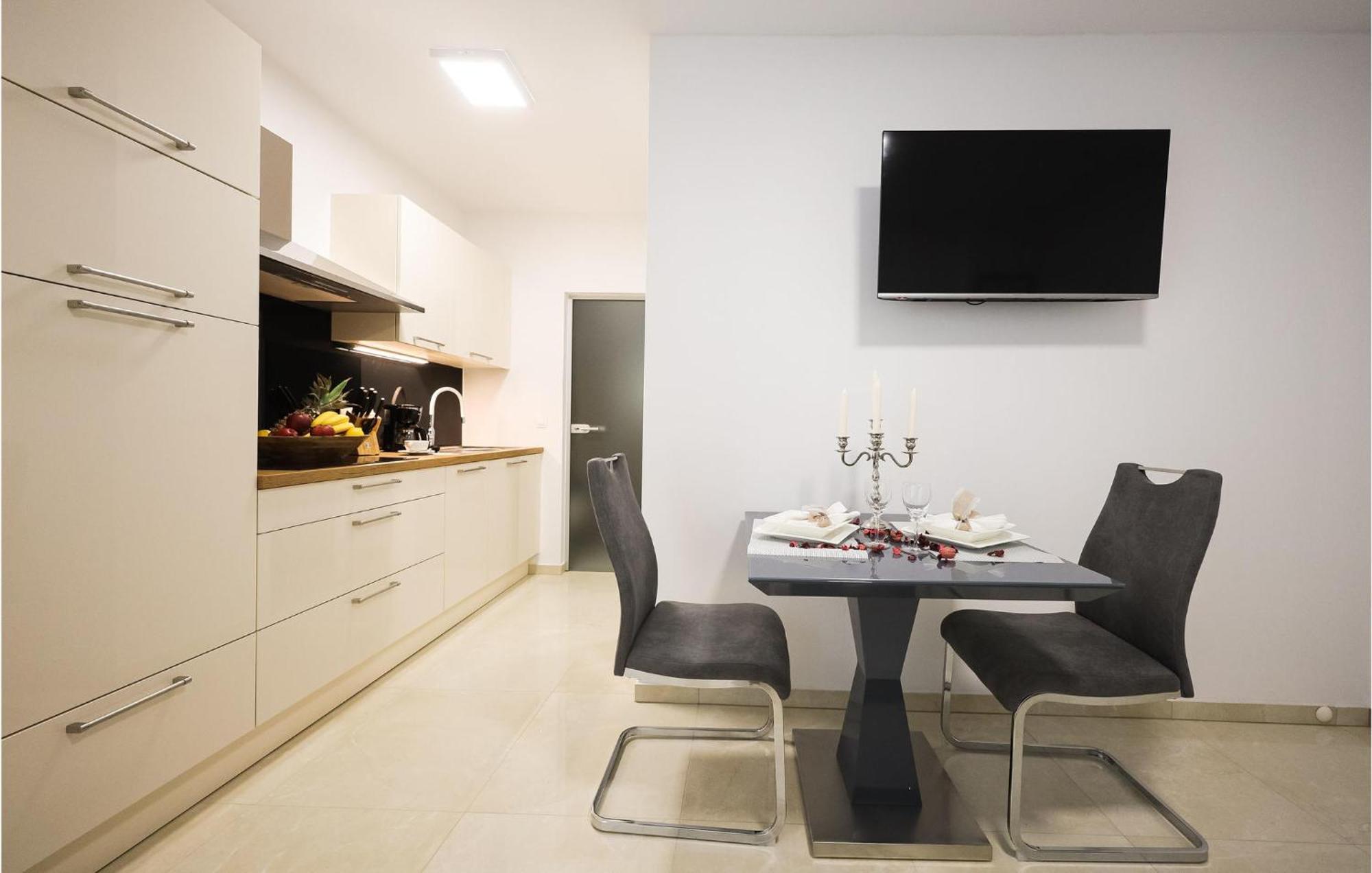 Lovely Apartment In Zadar With Wifi Zewnętrze zdjęcie